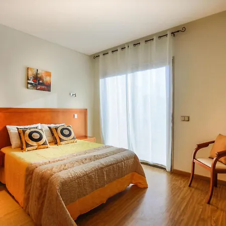 Villa V4, Jardins Branqueira2 Near Beach,