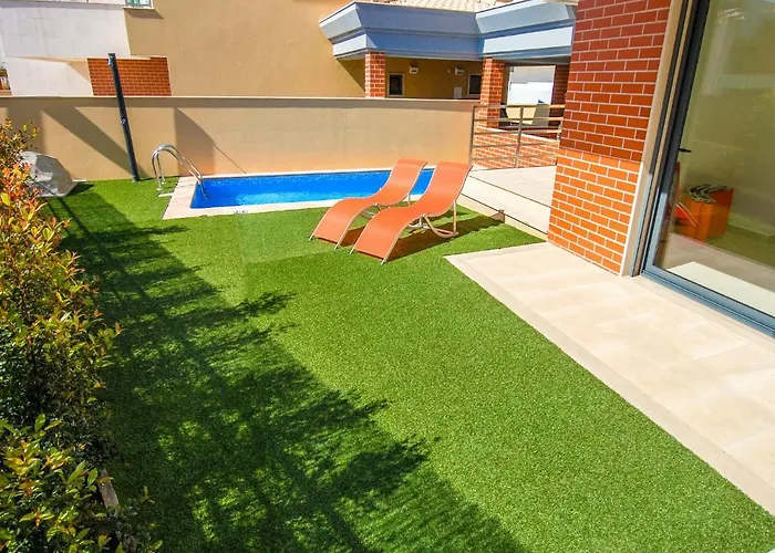 Βίλα V4, Jardins Branqueira2 Near Beach, *