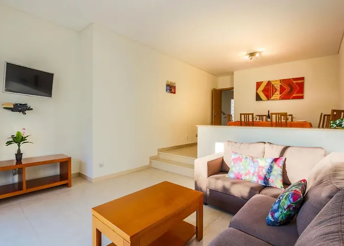 Villa V4, Jardins Branqueira2 Near Beach, Albufeira